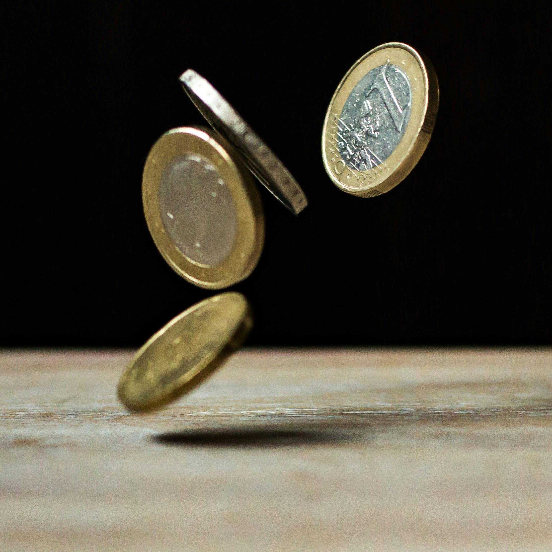 如何选择合适的贵金属投资公司？这些公司的服务与产品有何特色？