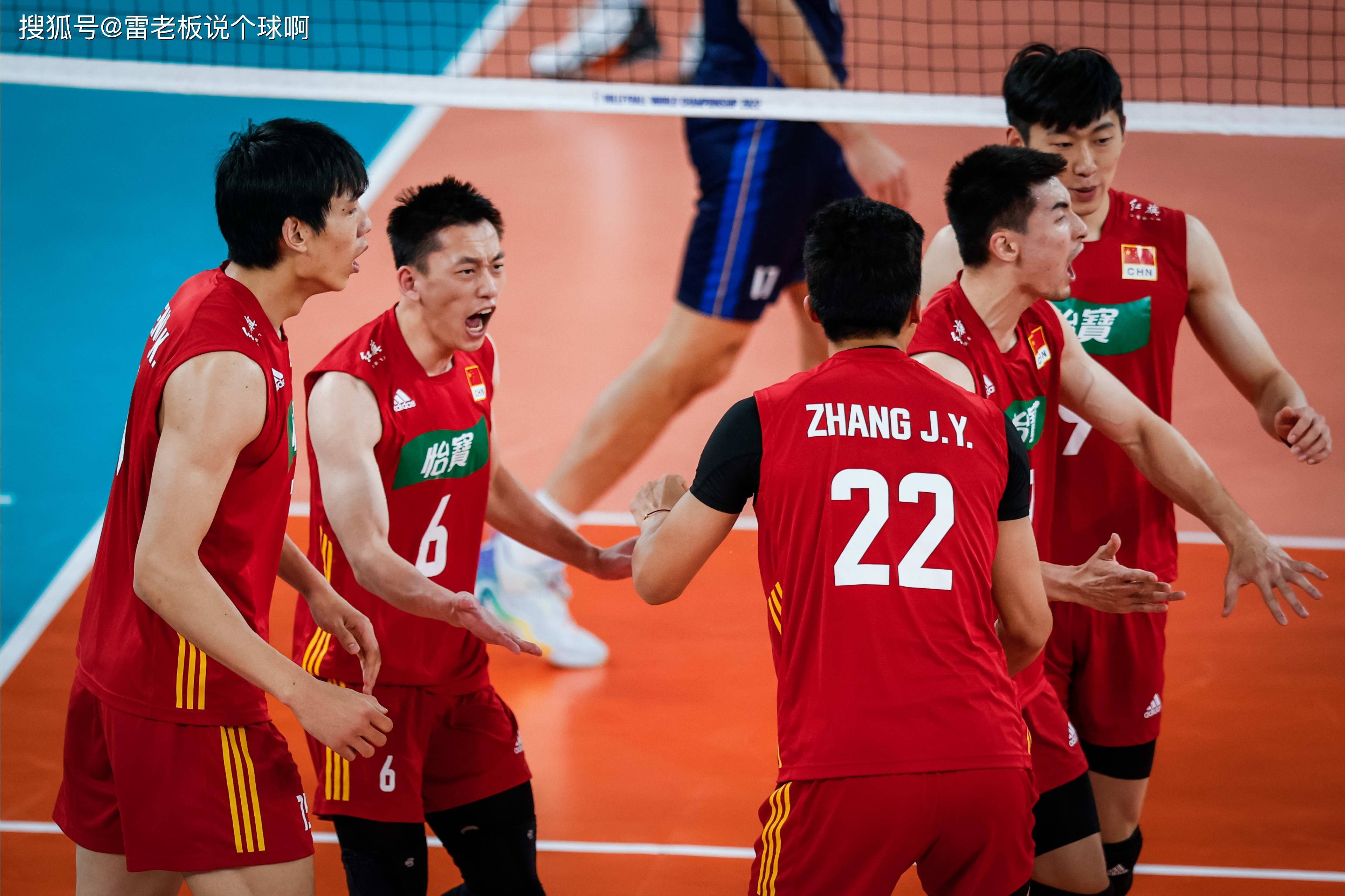 美国男排vs中国(2021男排美国vs中国)，2021男排对决，美国男排迎战中国男排，美国男排迎战中国男排，展开激烈对决