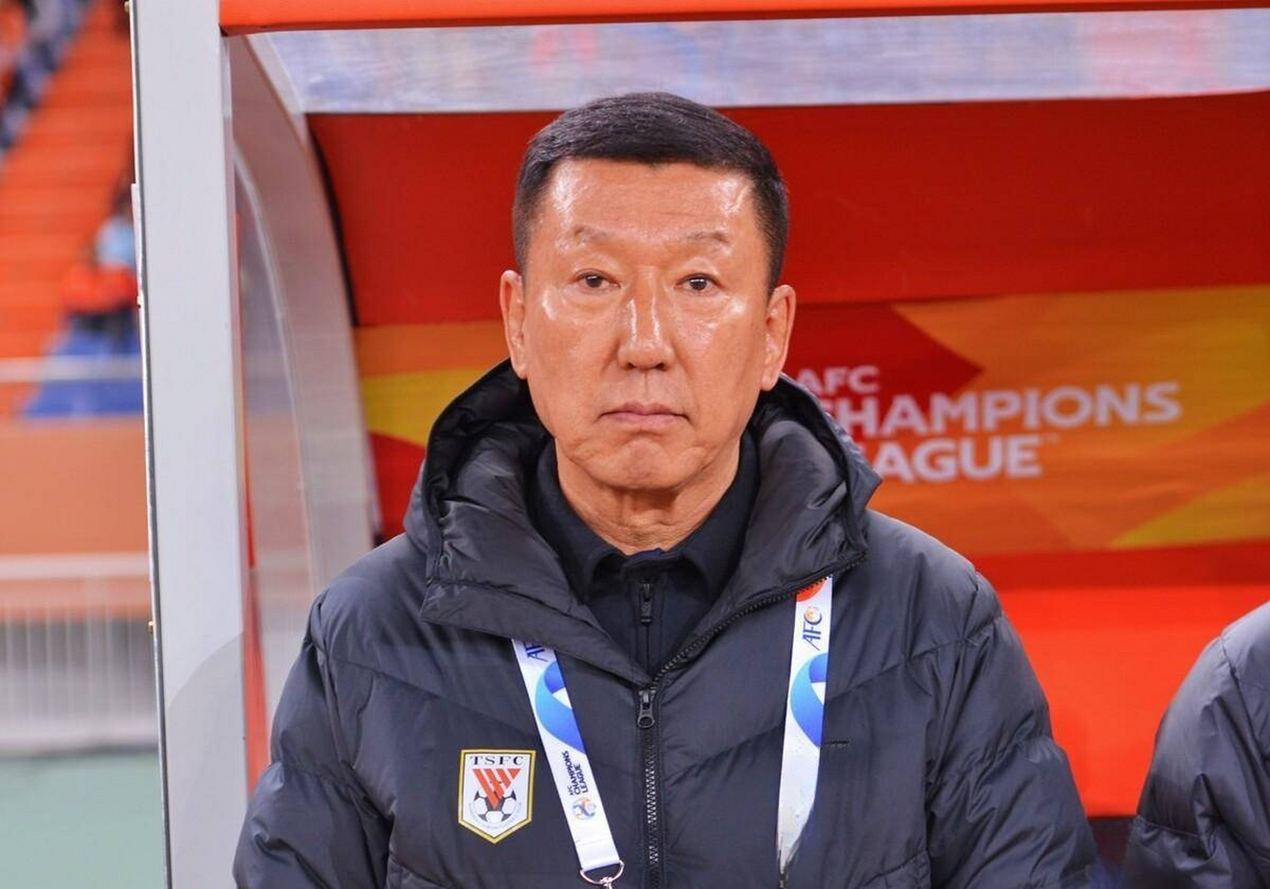 中国足球总教练(中国足球总教练李铁判多少年)