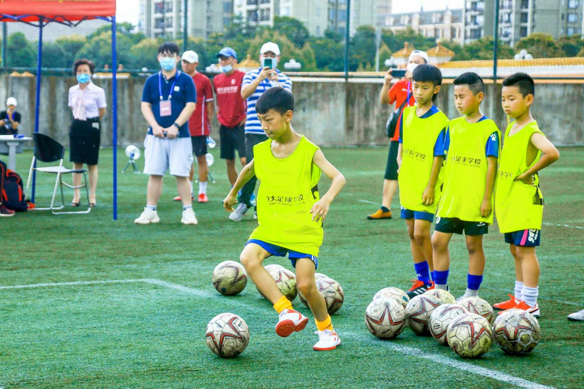中国足球学校排名(中国足球学校排名榜)