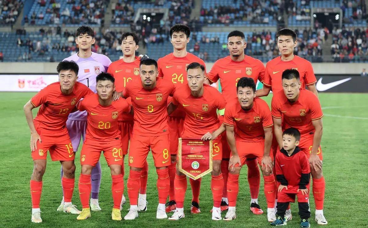 中国足球队吧(中国足球队吧百度贴吧)