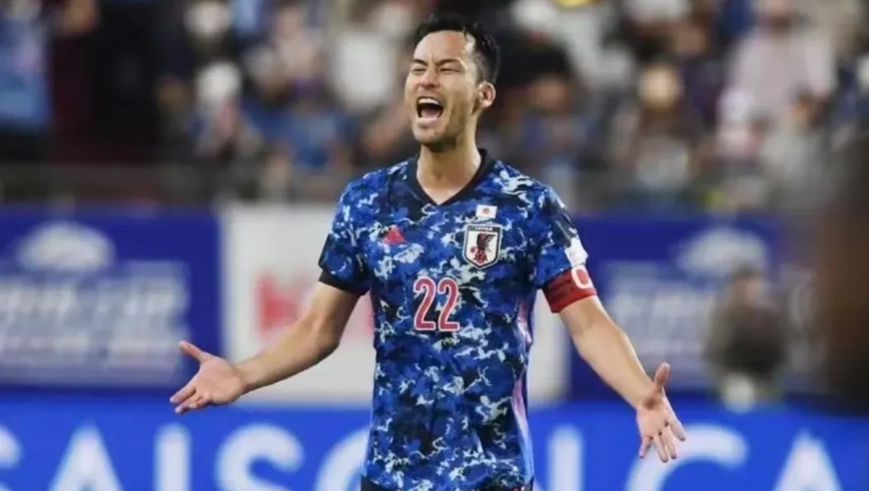 日本混血足球运动员(日本混血足球运动员巴萨)
