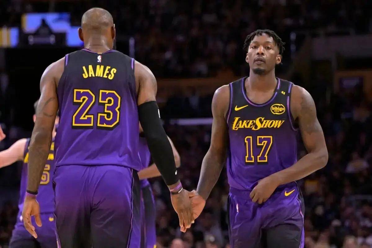 nba常规赛火箭vs湖人(nba火箭vs湖人视频回放)