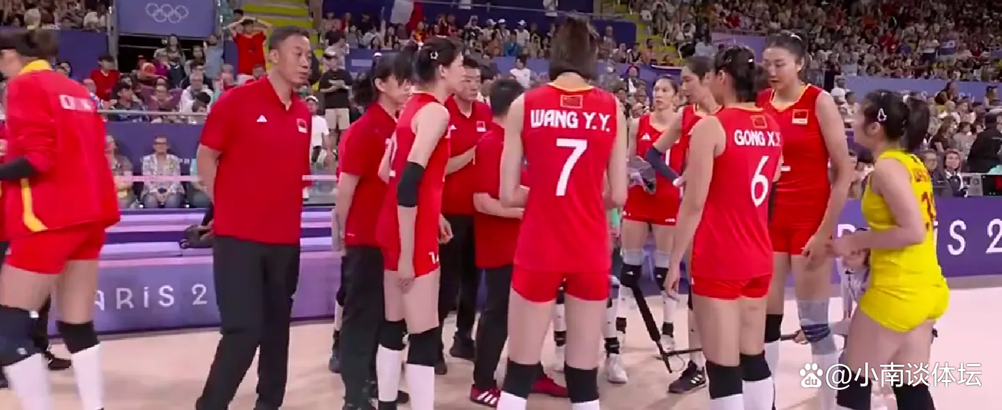 女排中国vs美国(女排中国vs美国全场回放视频)