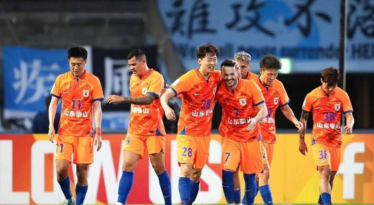 上港vs鲁能2017(上海上港3比4山东鲁能视频)