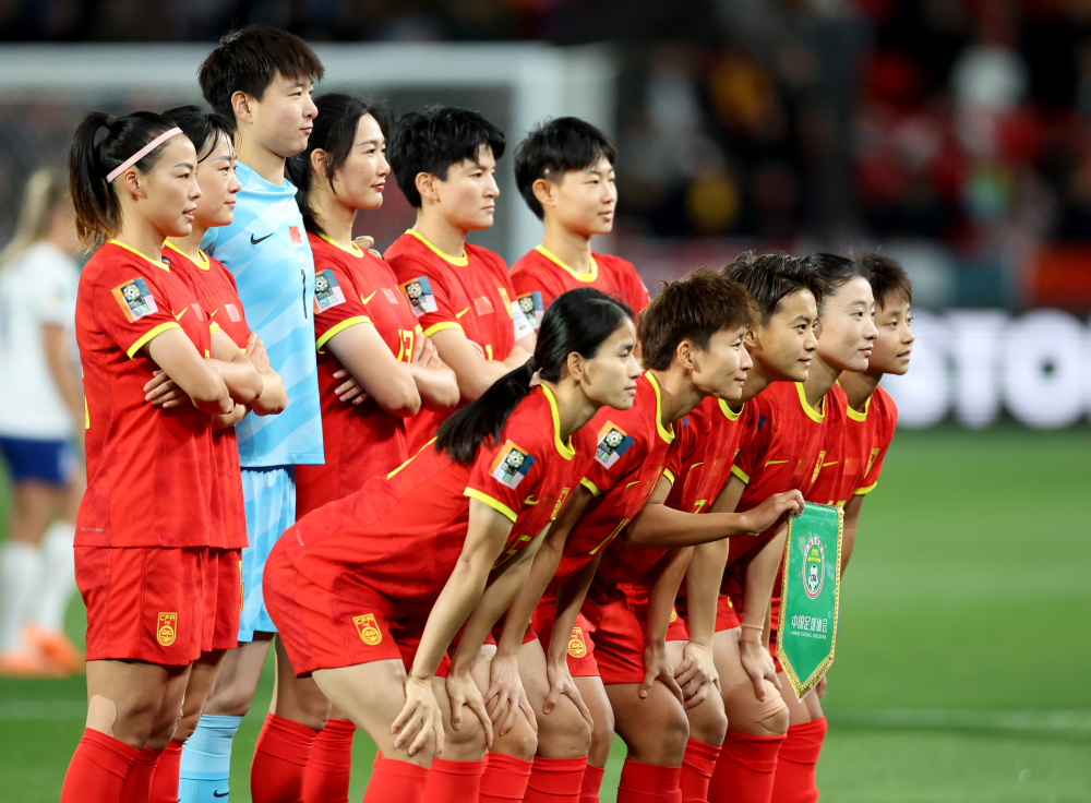 英格兰vs国足(英格兰足球vs中国足球)
