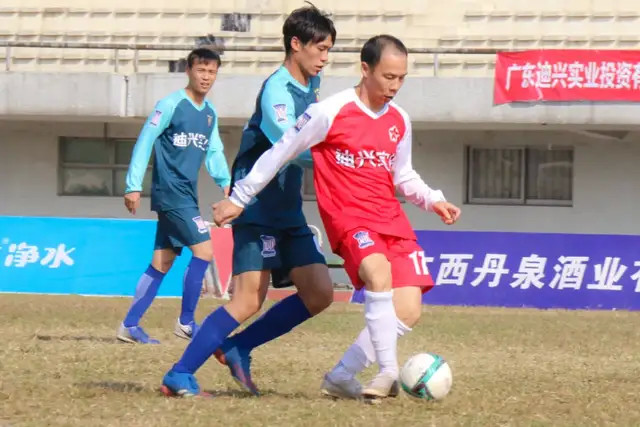 大四喜足球(足球大四喜用英文怎么讲)