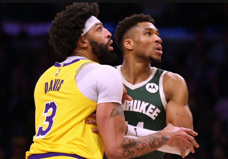 nba湖人队vs雄鹿(湖人vs雄鹿2021122)