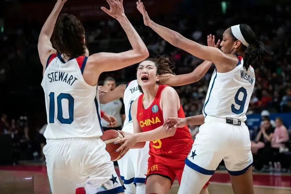 里约美国vs中国(里约男篮中国vs美国)